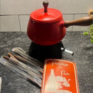 Vintage Red Fondue Set with Wooden Handle. Set of 8 skewers. NEW